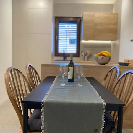 Med Apartment *