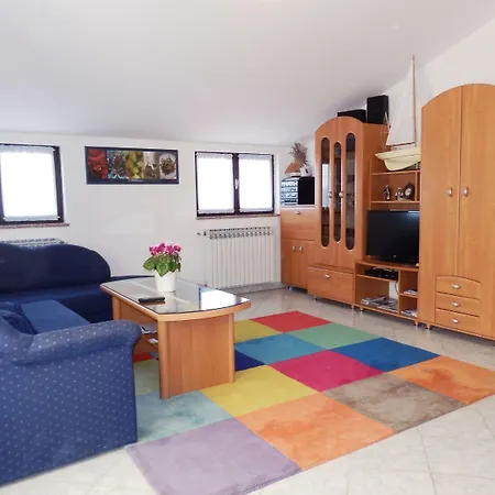 Apartmán Med *